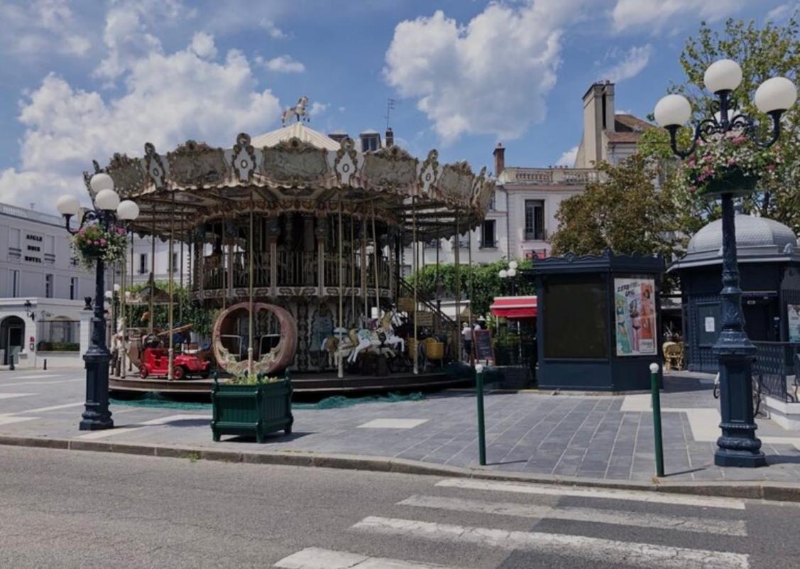 Studio 4 Emplacement Ideal Entre Chateau Et Centre Fontainebleau Exterior foto